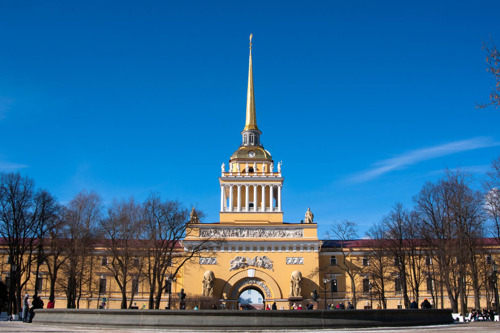 Знакомство: обзорная пешеходная экскурсия по историческому центру Петербурга