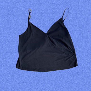 Trägertop im "wrap look" von Monki