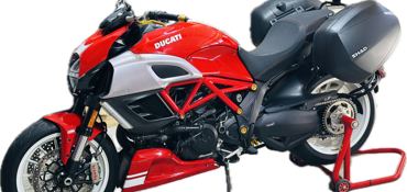2013 DUCATI DIAVEL motorcycle for rent near Clovis, CA