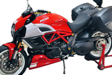 2013 DUCATI DIAVEL motorcycle for rent near Clovis, CA