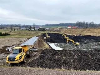  Postęp prac przy budowie zbiornika retencyjnego ZR-15 w km 16+300