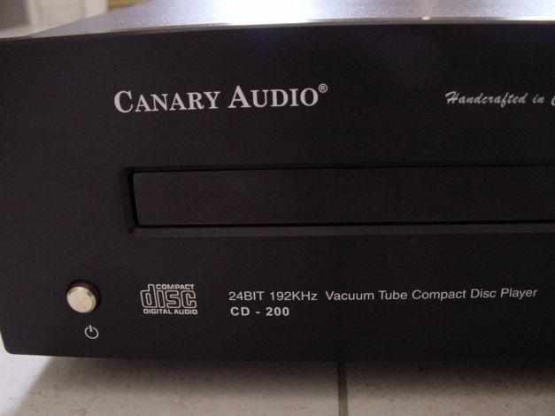 Canary Audio CD-200 Tube CD Player in mint condition