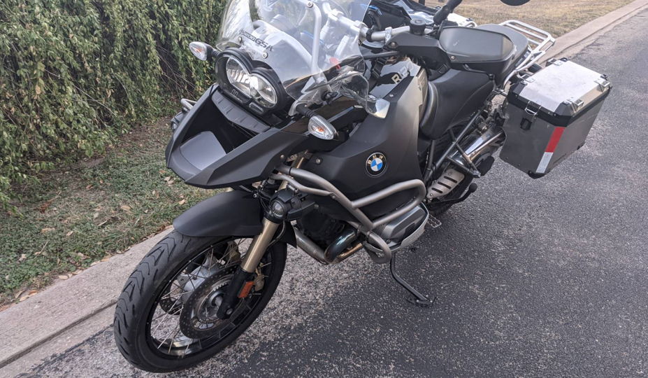 BMW R1200GS ADVENTURE for rent near Austin, TX