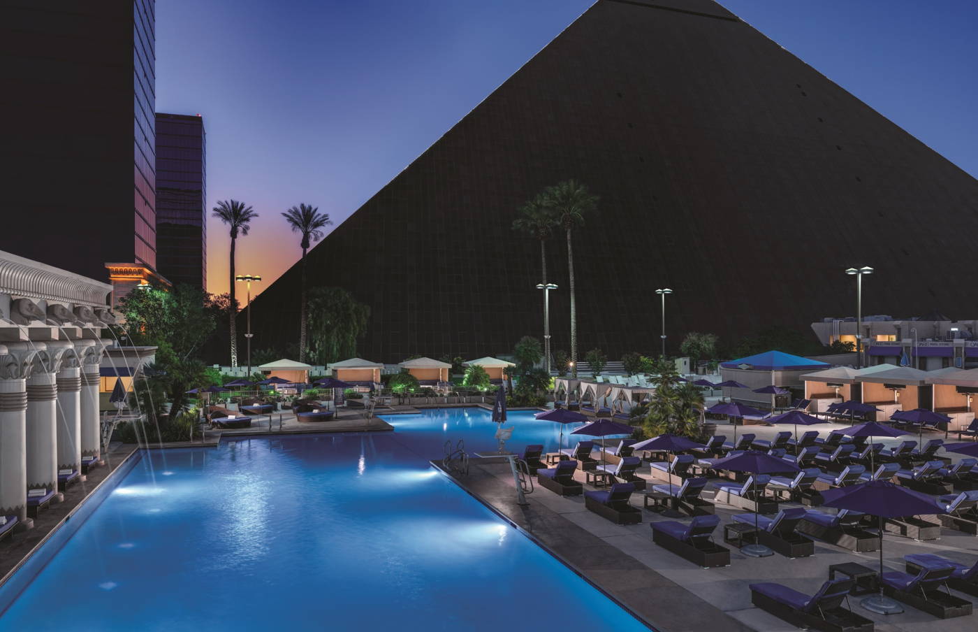 Luxor Pools Las Vegas