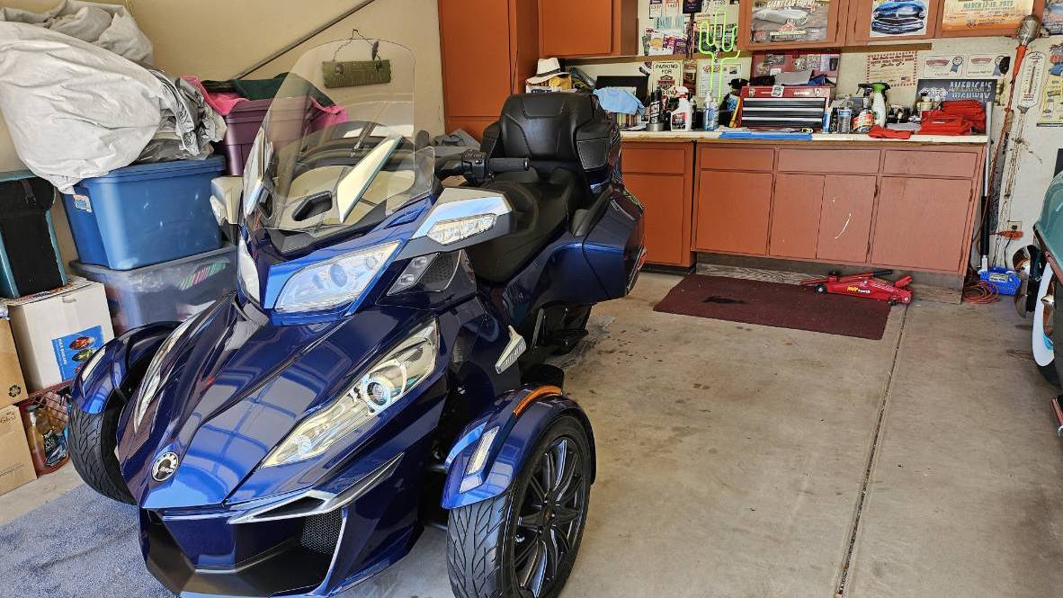 CAN-AM SPYDER RT LIMITED for rent near Mesa, AZ