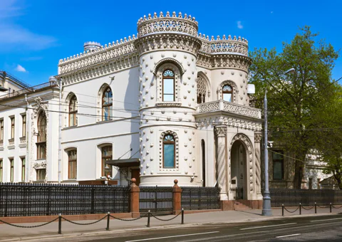 Посольства Москвы: загадки и тайны старинных особняков