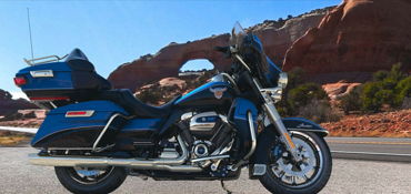 2018 HARLEY-DAVIDSON FLHTK ULTRA LIMITED ANNIVERSARY "LEGEND BLUE" motorcycle for rent near Millbrae, CA