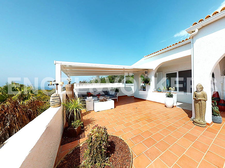  Costa Adeje
- Property for sale in Tenerife: Villa for sale in Costa Adeje, Tenerife South