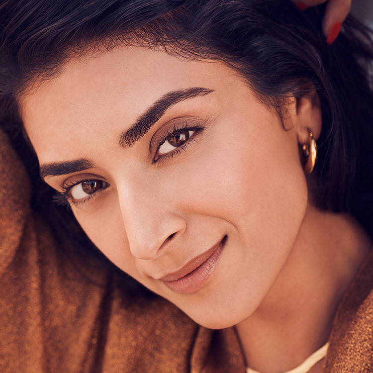 Woman with smooth face skin after wax