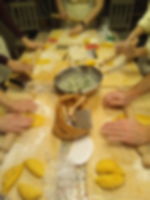 Corsi di cucina Lucca: Metti le mani in pasta: ravioli, maltagliati e tiramisù 