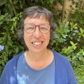 Imma Lloret, Psychologist