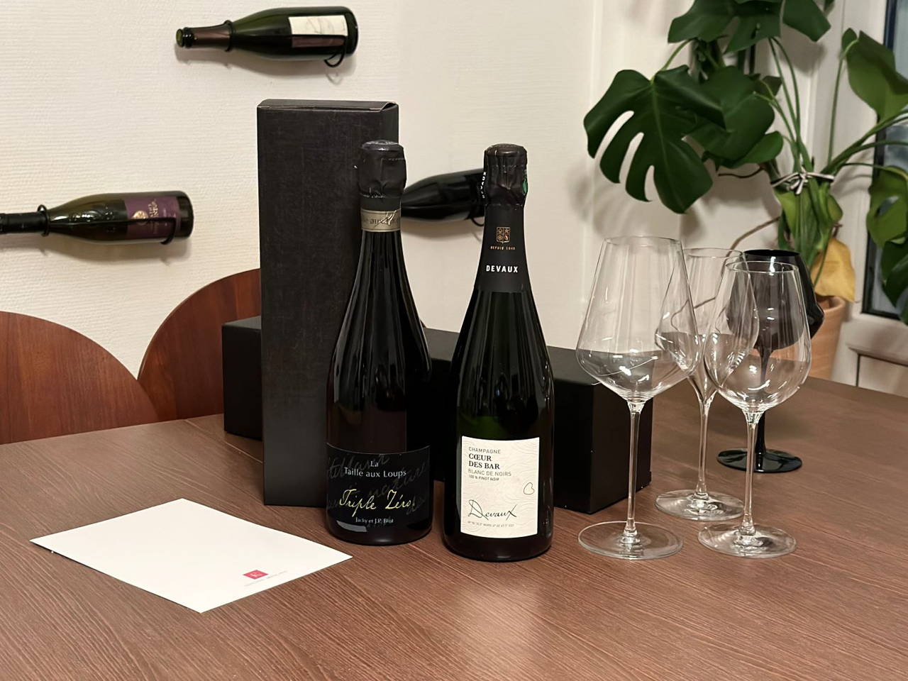 Des bouteilles personnalisées aux préférences de votre destinataire amateur de vins