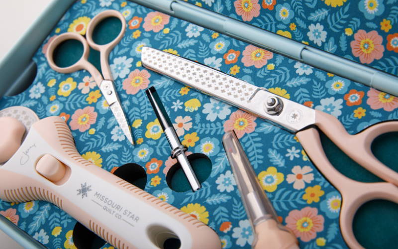 close up of the sewing tools that come in Jenny's signature tool set.