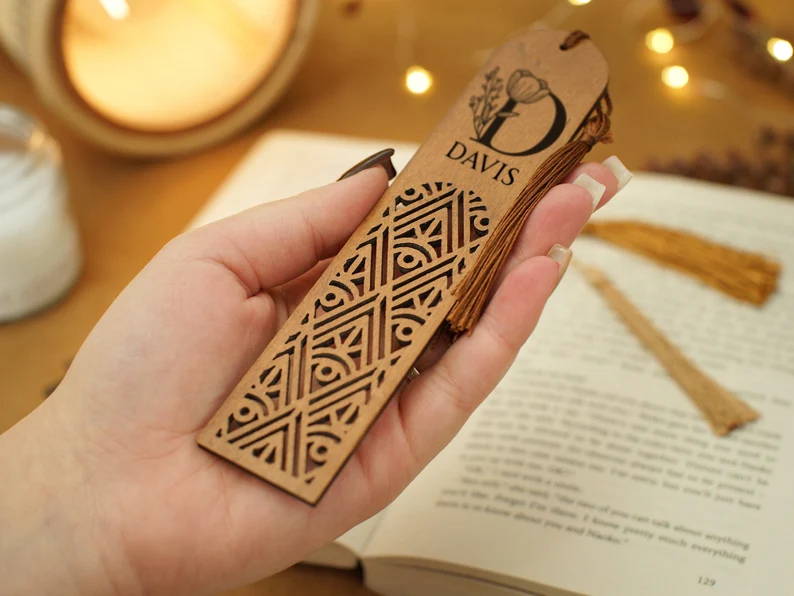 Laser Engraving Projects for World Book Day 011