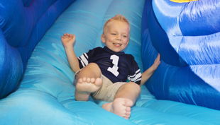 trampolino kinderspielpark rutsch