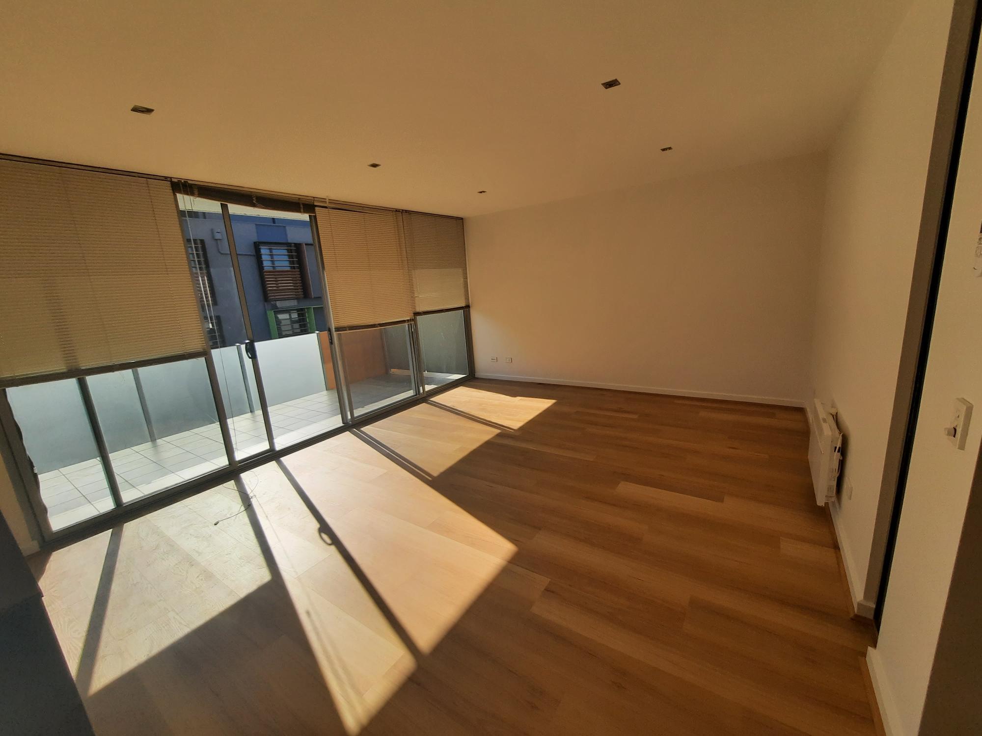 FOR LEASE NEWLY REFURBISHED APARTMENT W/ AIR-CON / HEATING - Image 3