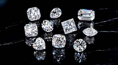 History of Pobjoy Diamonds - selecting your diamond