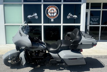 2024 HARLEY-DAVIDSON STREET GLIDE ULTRA motorcycle for rent near Daytona Beach, FL