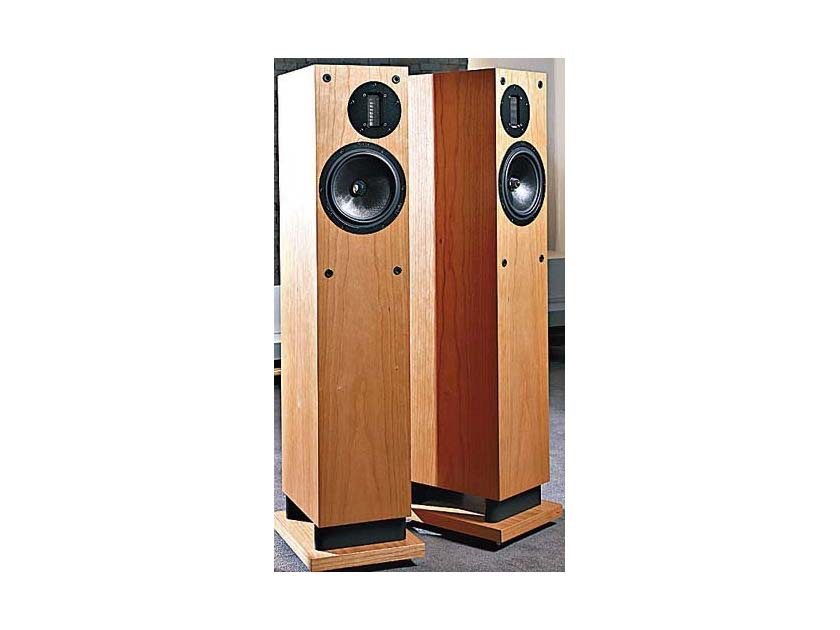 ProAc D20R Loudspeakers Totally Natural yet Resolving - New Picture!