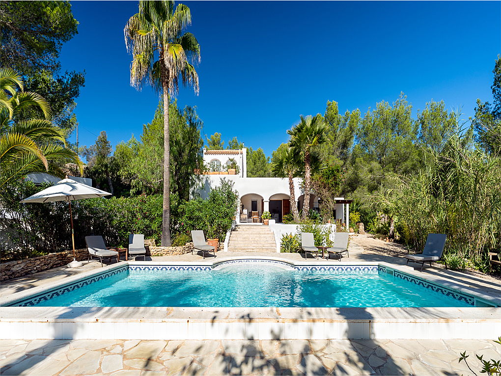  Ibiza
- IDYLLIC FINCA IN THE MIDDLE OF NATURE