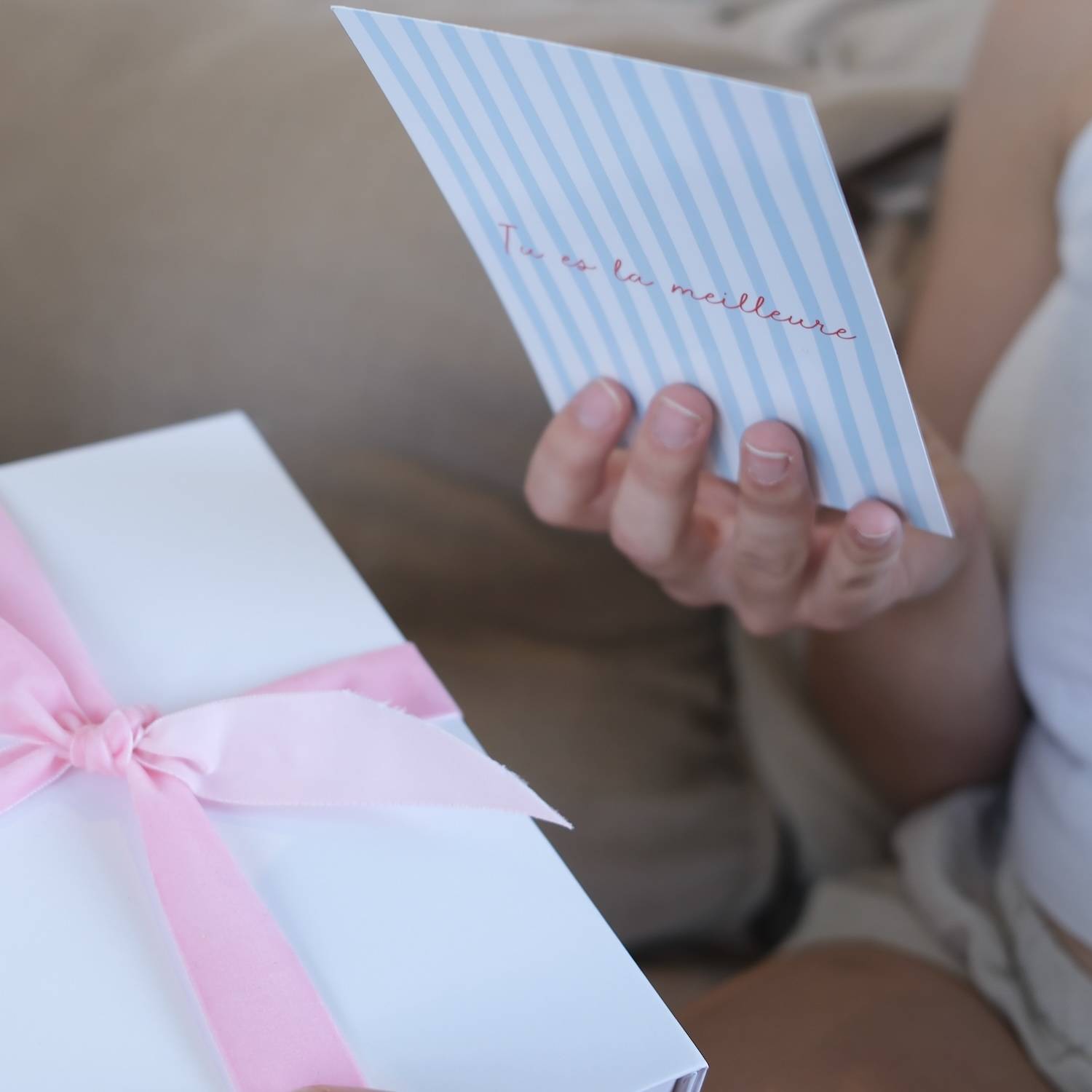 Bloomer raffiné pour bébé, en coton doux et respirant, certifié OEKO-TEX, idéal pour compléter une tenue d’enfant chic et confortable, cousu au Portugal