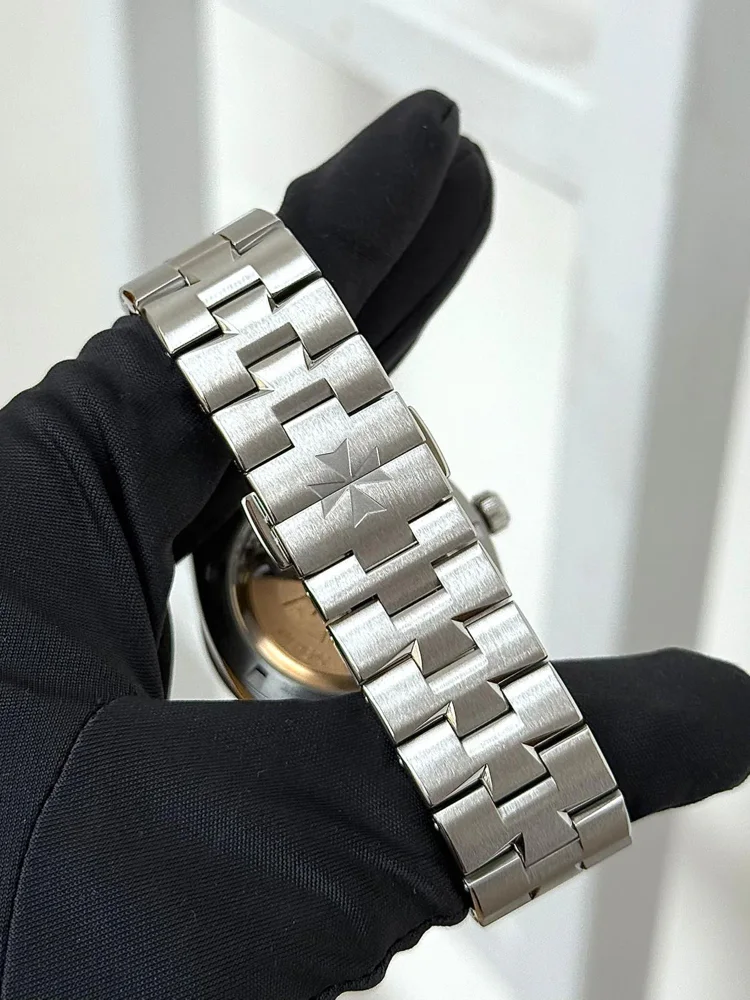 Leather strap included