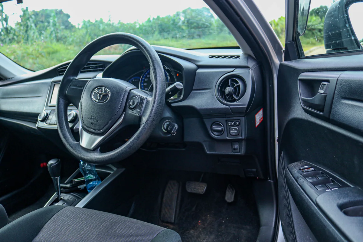 2016 Toyota Fielder Hybrid — Royal Max Motors — photo 13 of 17