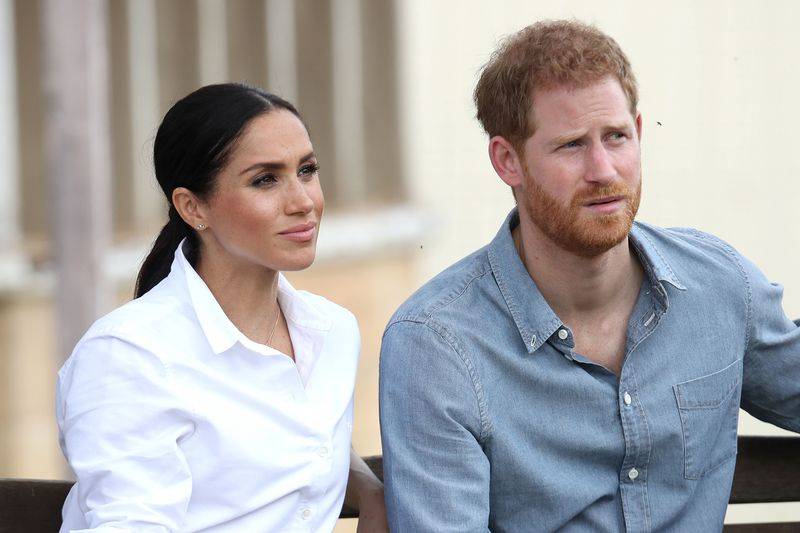 Image may contain: Meghan, Duchess of Sussex, Prince Harry, Duke of Sussex, Adult, Person, Head, Face, and Conversation