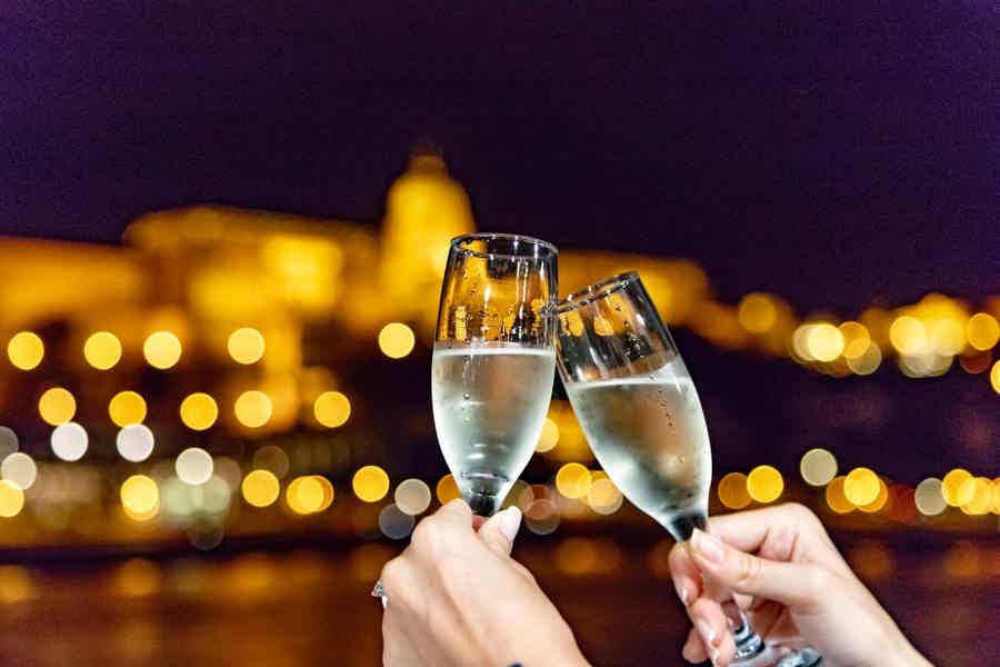 Evening Sightseeing Cruise with Unlimited Prosecco - photo 4