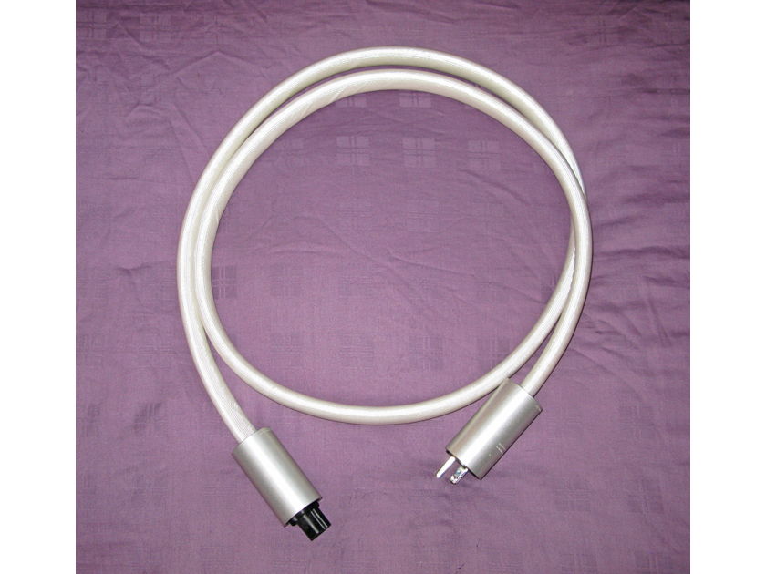 Argento Audio  2M FLOW AC cable - 15 amp