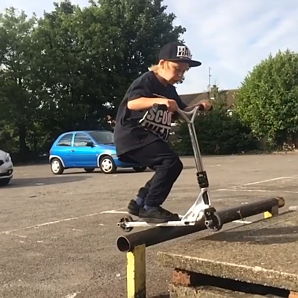 How To Tailwhip On A Scooter Tricks Tricks Riders