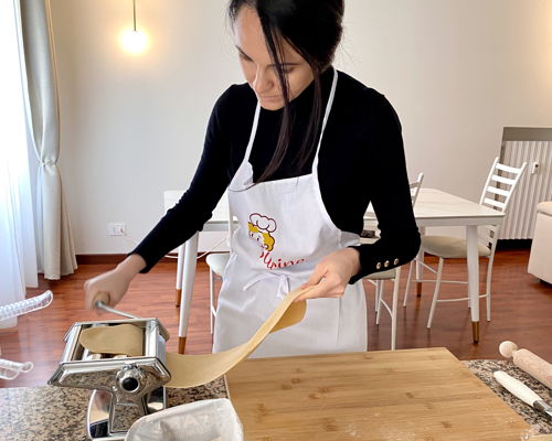 Corsi di cucina Milano: Tagliatelle e ravioli con una Cesarina locale 