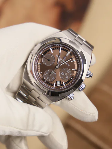 Vacheron Constantin Overseas Chronograph Brown Dial Box & Papers 2017 2 extra straps included