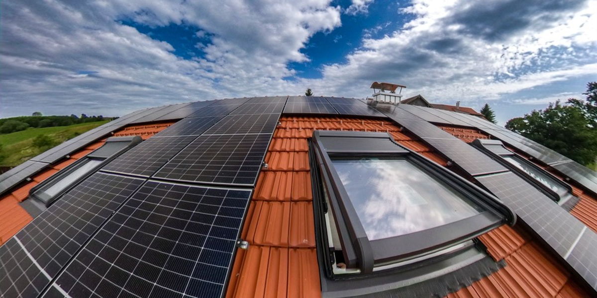 Foto Kundenreferenz Einfamilienhaus PV-Dachanlage