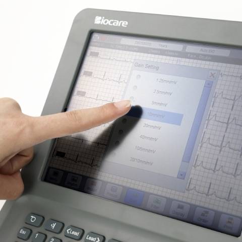 12-Kanal-EKG-Gerät mit Touchscreen steigert Ihre Effizienz