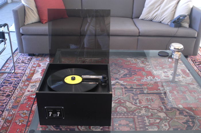 VPI Industries HW-16.5 Record Cleaning Machine