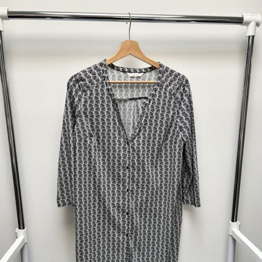 Luftiges Kleid mit frechem Print