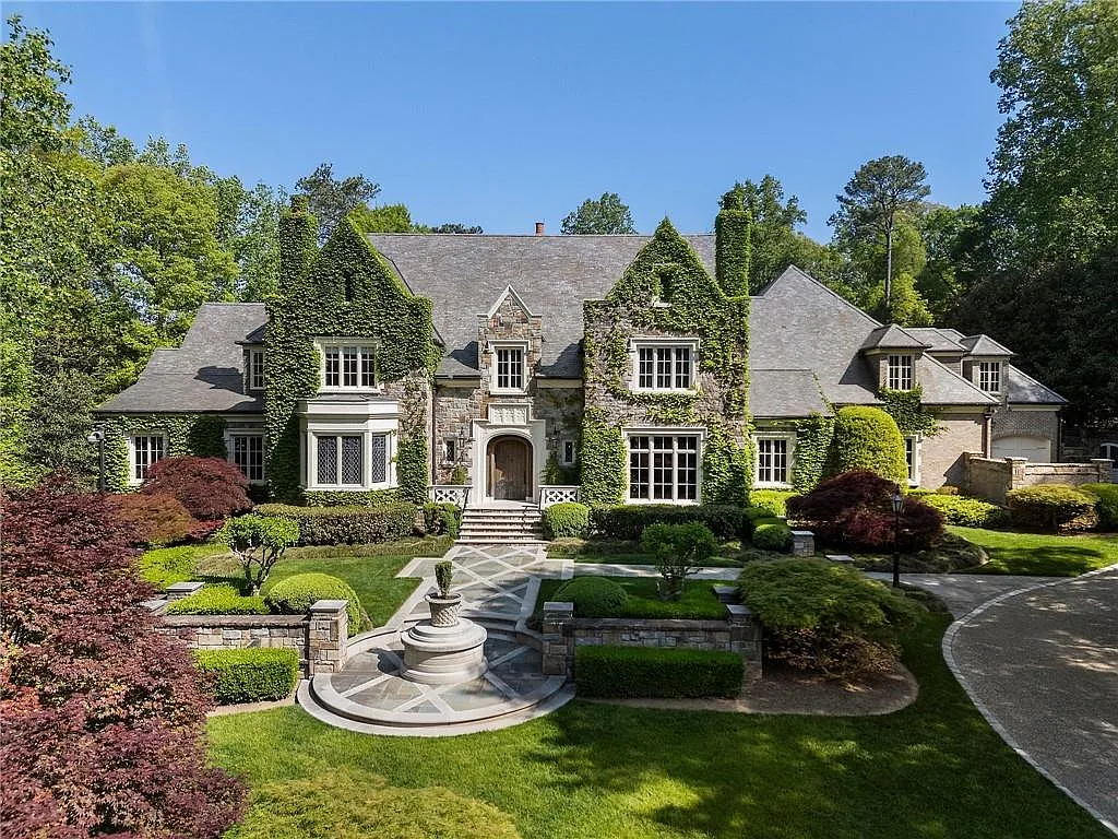 Full Listing Details: 3685 Paces Ferry Rd, Buckhead