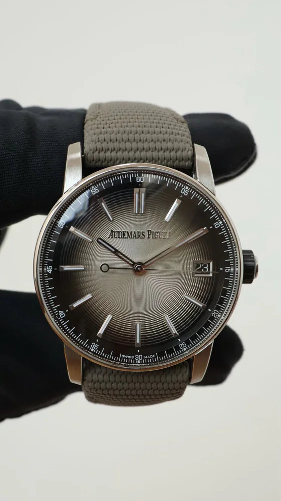 Smokey Grey with Box