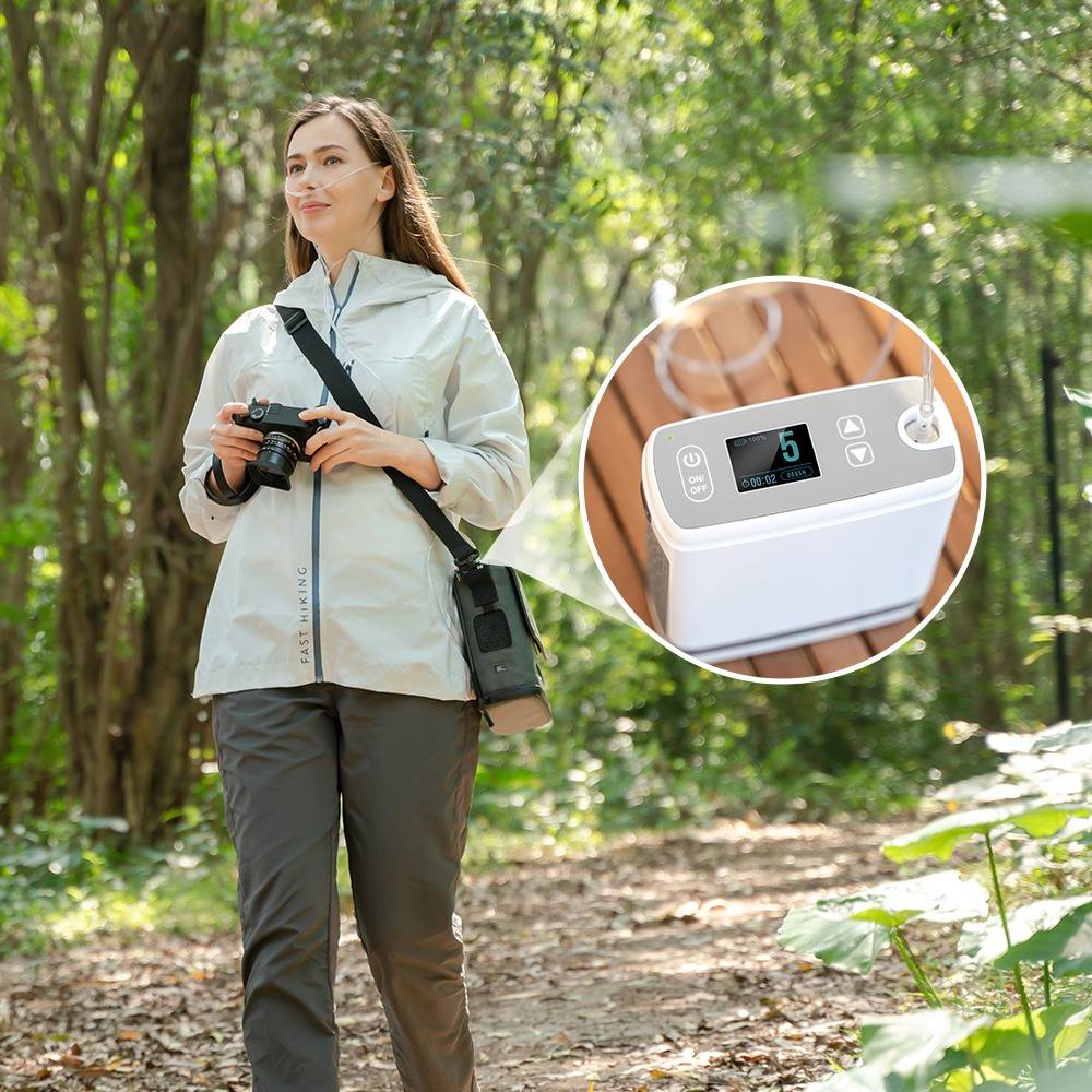 hiking with a portable oxygen concentrator