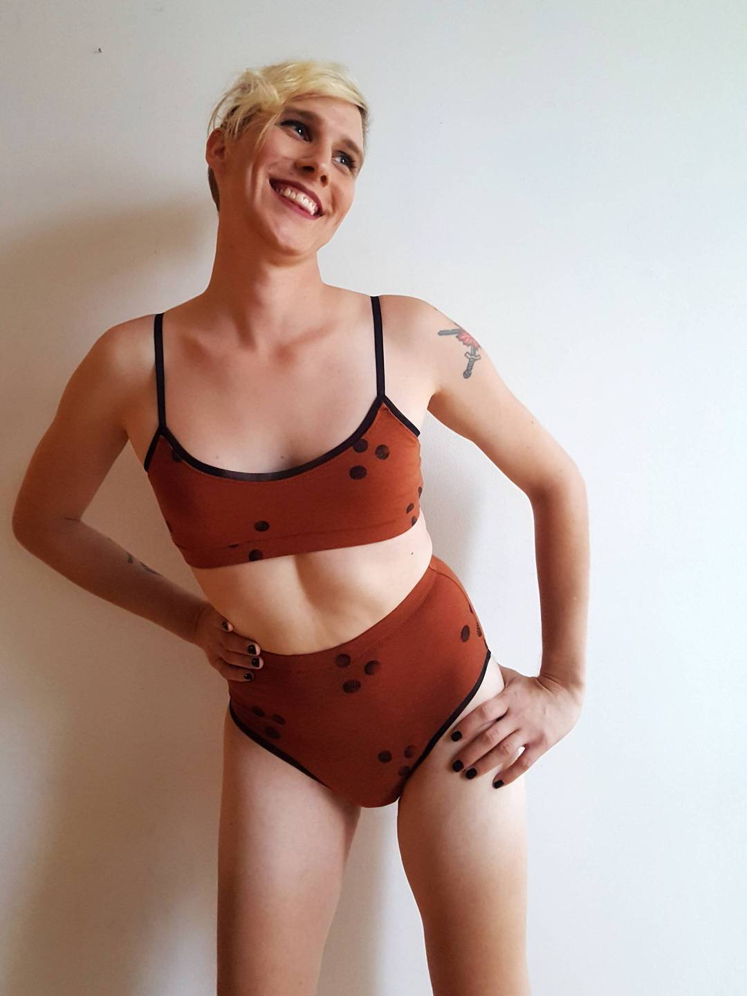 Valkyrie high Waisted Panty in "Rust" Colour