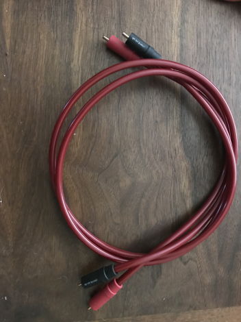 The Chord Company Crimson Vee 3 Interconnects - 1 meter...
