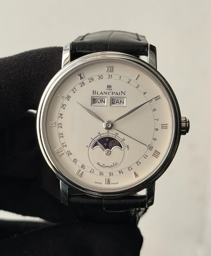 Ref 6263 in Platinum, Limited Edition of 10 pcs