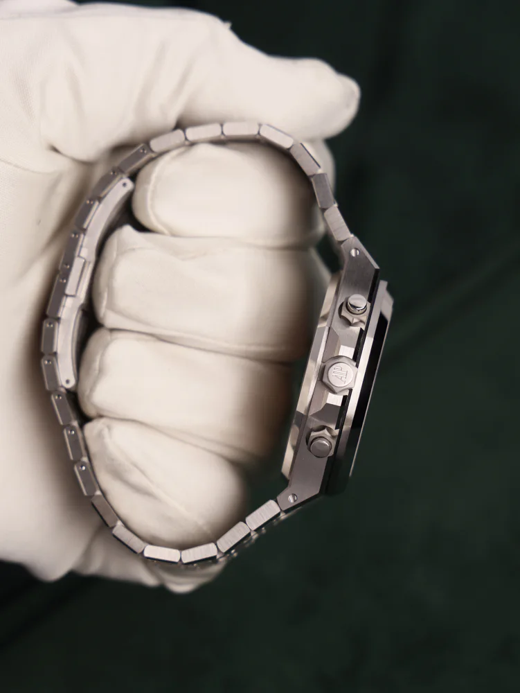 Audemars Piguet Royal Oak Chronograph Selfwinding Chronograph 