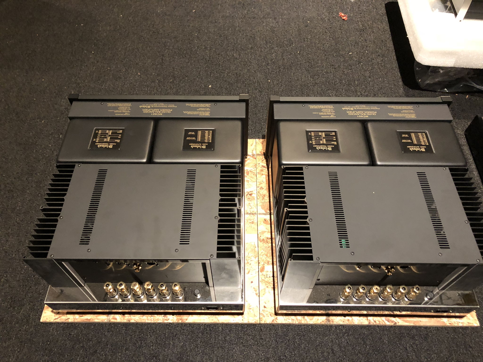 McIntosh MC-601 2 pairs available excellent conditiont!!! 5