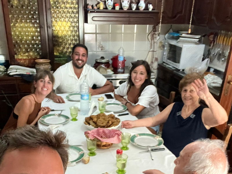 Cours de cuisine Pise: Cours de cuisine sur la pizza et le tiramisù chez Elena