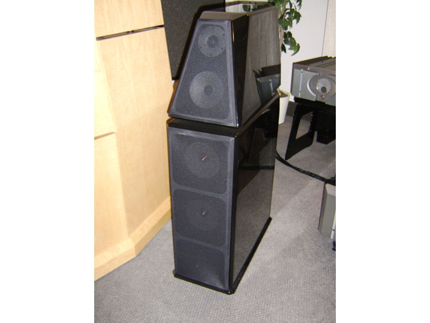 von schweikert speakers vr-5 AnniversaryMk2 brand new model (Demo)