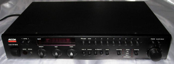 Adcom GTP-500 mkII  preamplifier tuner with remote