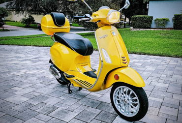 2016 VESPA SPRINT 150 S motorcycle for rent near Orlando, FL