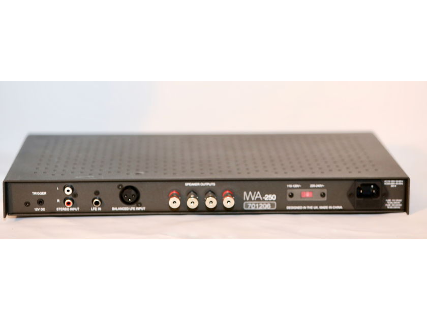 Monitor Audio  IWA-250 Outboard Amplifier